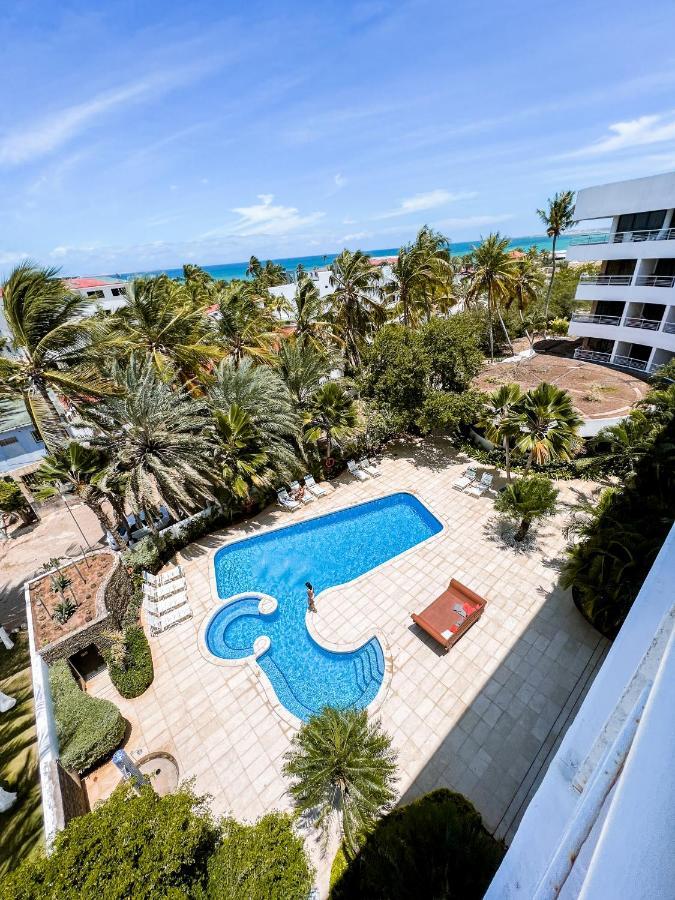 Hotel California Playa El Yaque Zewnętrze zdjęcie